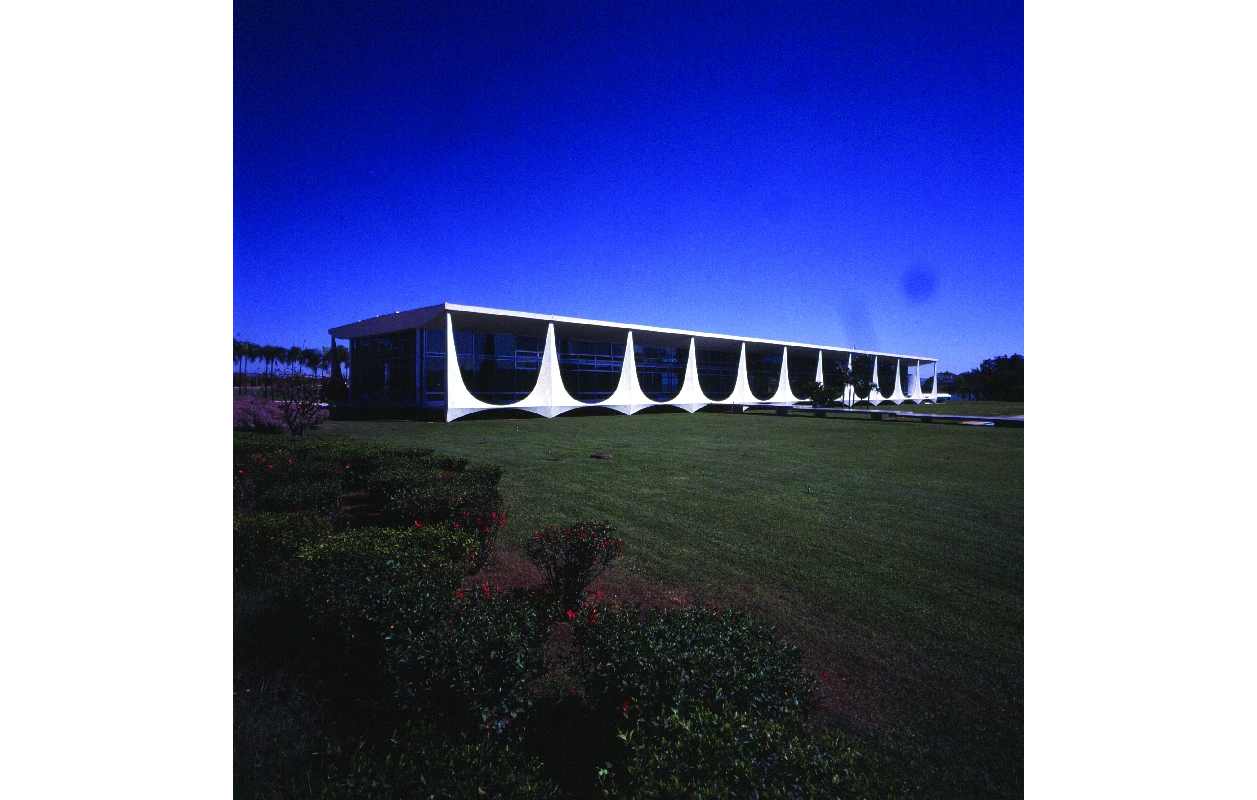 اسکار نیمایر، معماری نوگرای قرن 20 و 21 